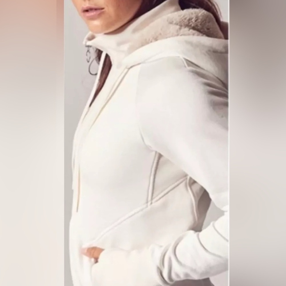 Athleta Triumph Luxe Shine Hoodie, size Small
